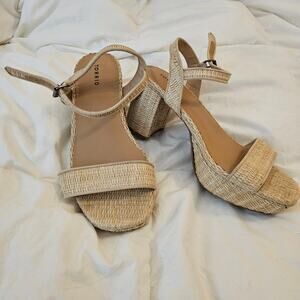 Torrid Raffia Block Heel Sandals Natural Beige Ankle Strap Wide Width 9WW